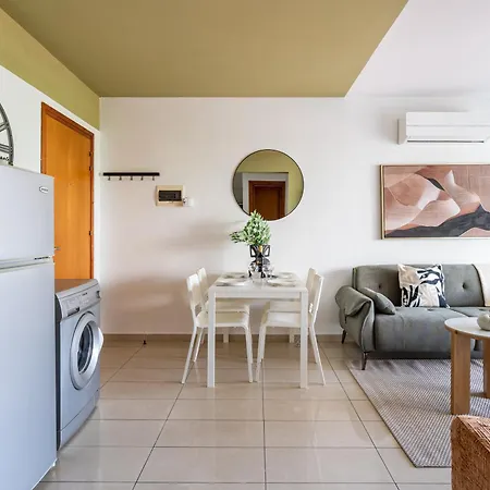 Apartment Odin - 1-br & Balcony In Cyprus
