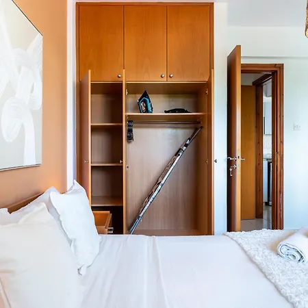 Odin - 1-br & Balcony In Cyprus Διαμέρισμα