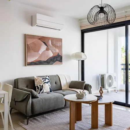 Odin - 1-br & Balcony In Cyprus Appartamento Larnaca